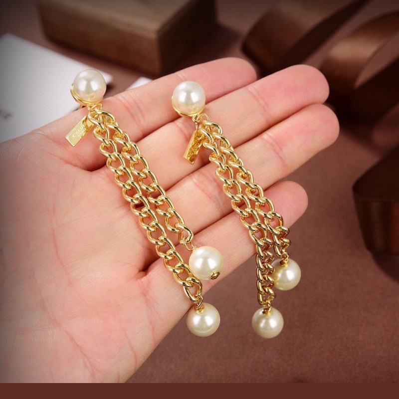 Ce**e earrings